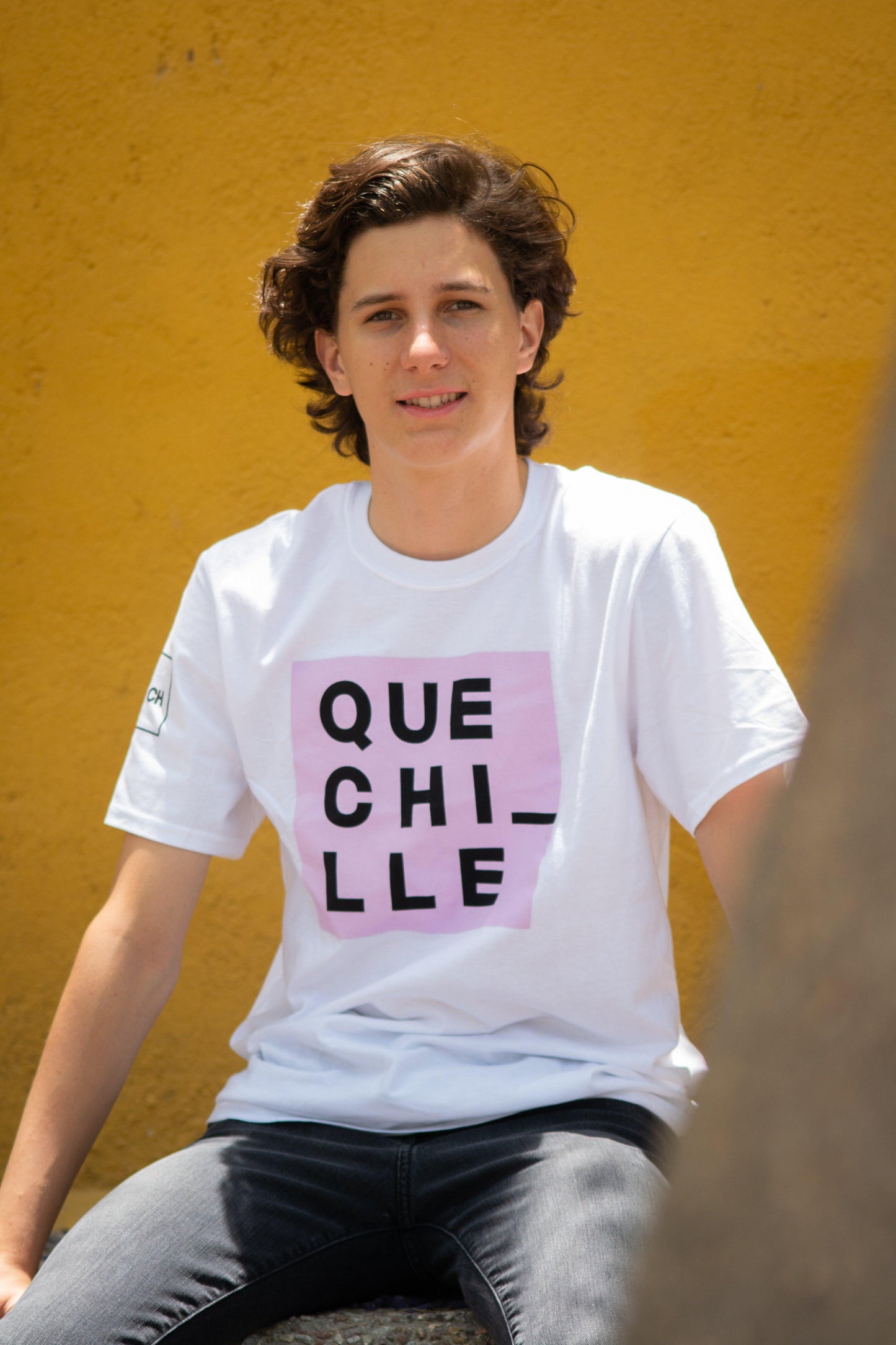 PLAYERA OVERSIZE ¡QUE CHILLE! WHITE EDITION - UrbanHangers