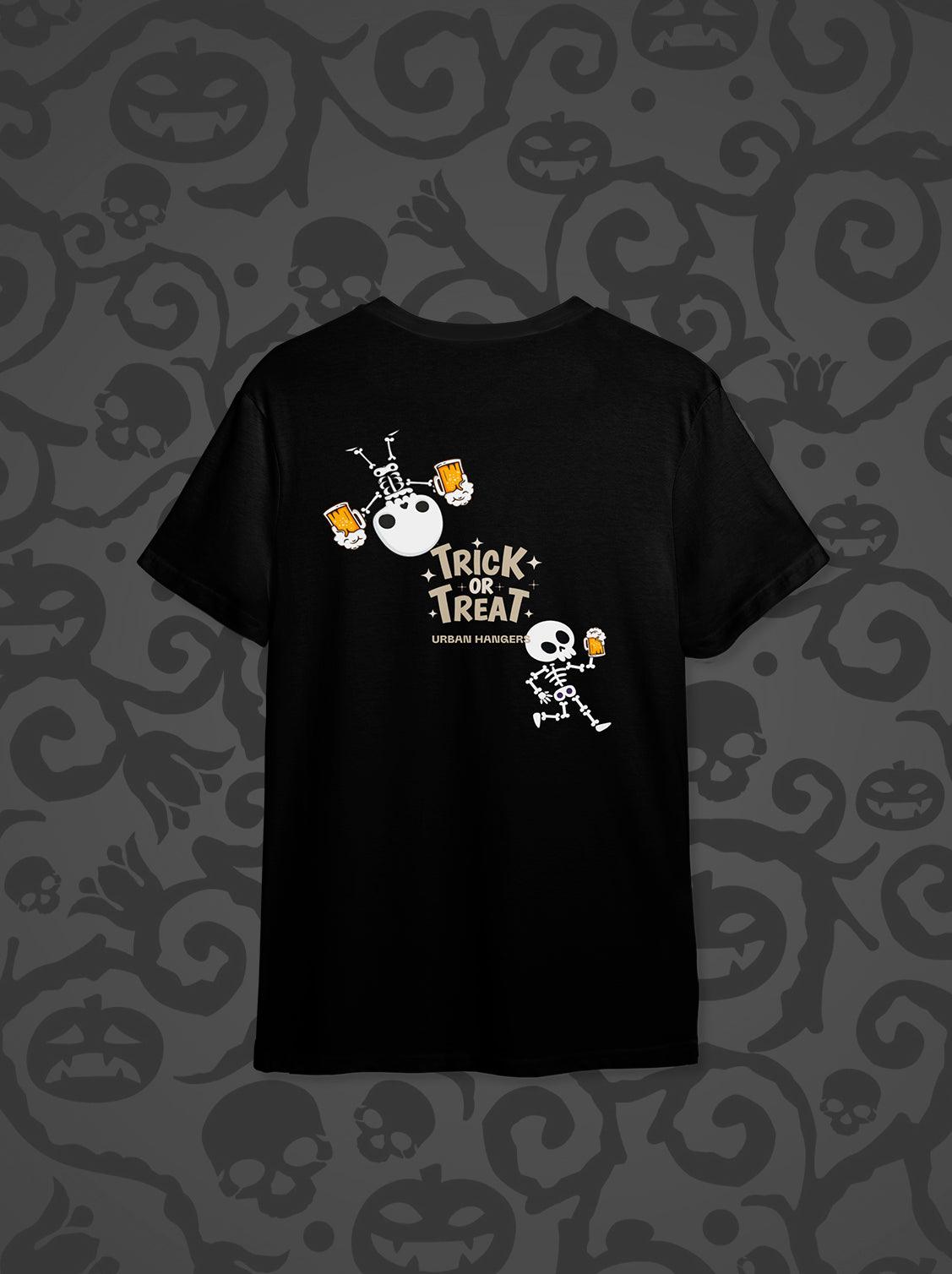 TRICK OR TREAR T- SHIRT - UrbanHangers